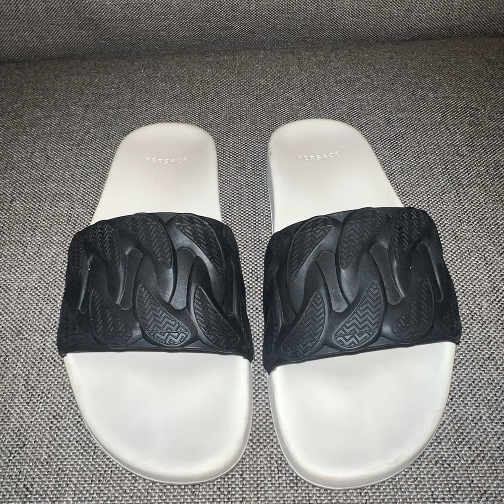 Versace Slides - Picture 3 of 3